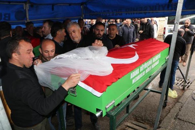 Üzerine kaya düşen otomobilde ölen Dilek öğretmen, yöneticilik sınavına hazırlanıyormuş