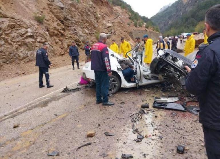 Üzerine kaya düşen otomobilde ölen Dilek öğretmen, yöneticilik sınavına hazırlanıyormuş