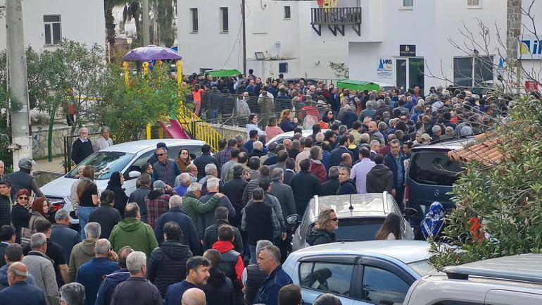 Miras tartışmasında öldürülen anne-oğul toprağa verildi