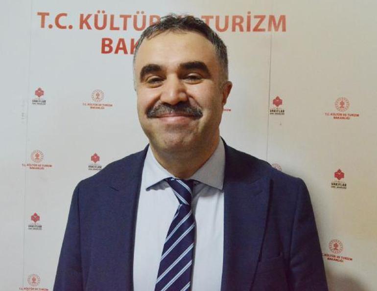 800 yıllık eğri minarede depremler sonrası kayma yok