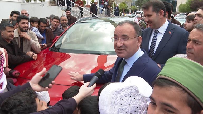 Bakan Bozdağ: Biz söz verdik mi hep yaptık