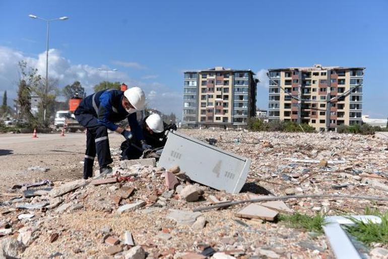 UEDAŞ ekipleri Hatay’da onarım çalışmalarını sürdürüyor