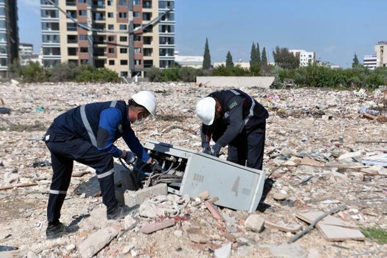 UEDAŞ ekipleri Hatay’da onarım çalışmalarını sürdürüyor