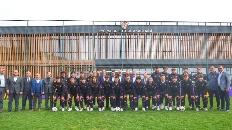 Bakan Soyludan Eyüpspora ziyaret