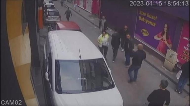 Bayrampaşada SMAlı bebeğin bağış kutusunu çaldı, hırsızı kovalayan anne kutuyu aldı