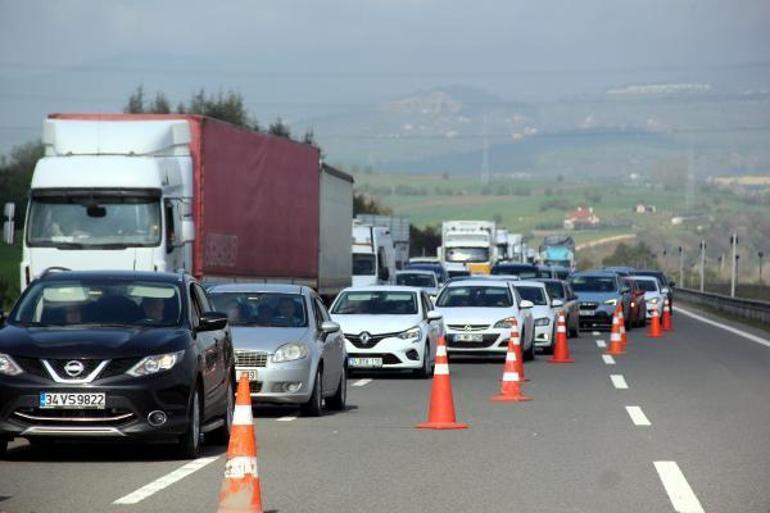 Anadolu Otoyolunda 5 aracın karıştığı zincirleme kaza: 6 yaralı