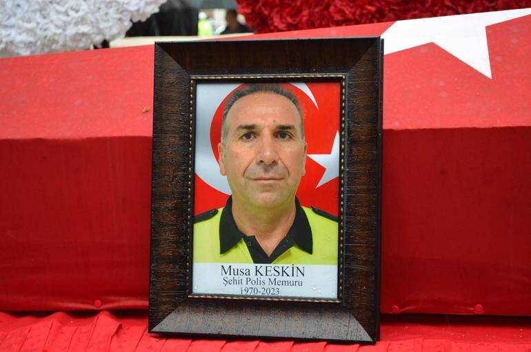 Şehit polis memuru Keskin, Elazığda son yolculuğuna uğurlandı