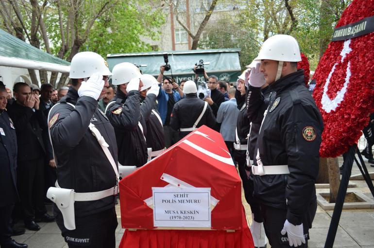Şehit polis memuru Keskin, Elazığda son yolculuğuna uğurlandı