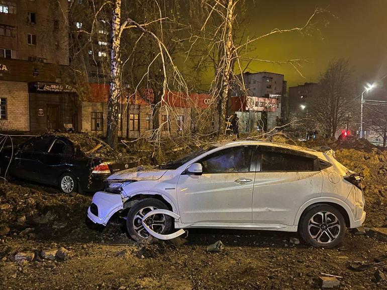 Rus savaş uçağı, Rusya’nın sınır kenti Belgorod’u vurdu