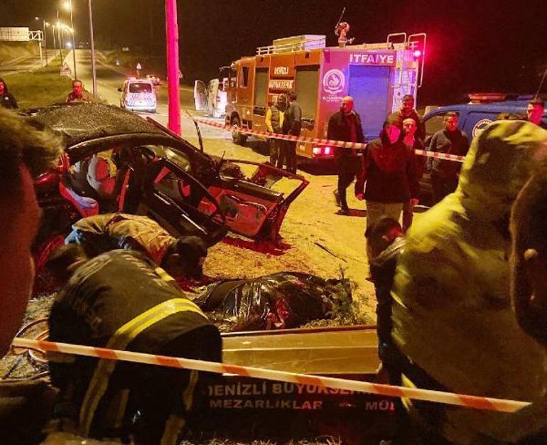 Denizlide otomobil ile minibüs çarpıştı: 4 ölü, 3 yaralı