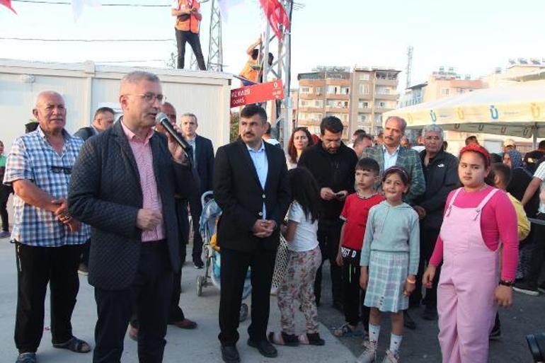 Depremzede çocuklar, Üsküdar Belediyesinin düzenlediği 23 Nisan etkinliğinde eğlendi