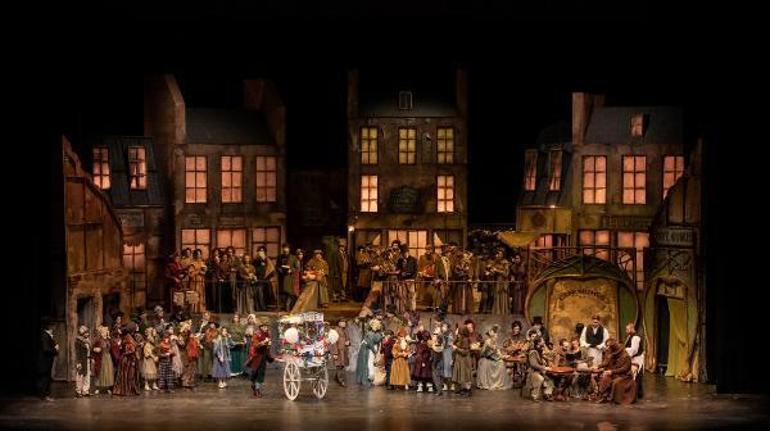 La Boheme operası AKMde sanatseverlerle buluştu