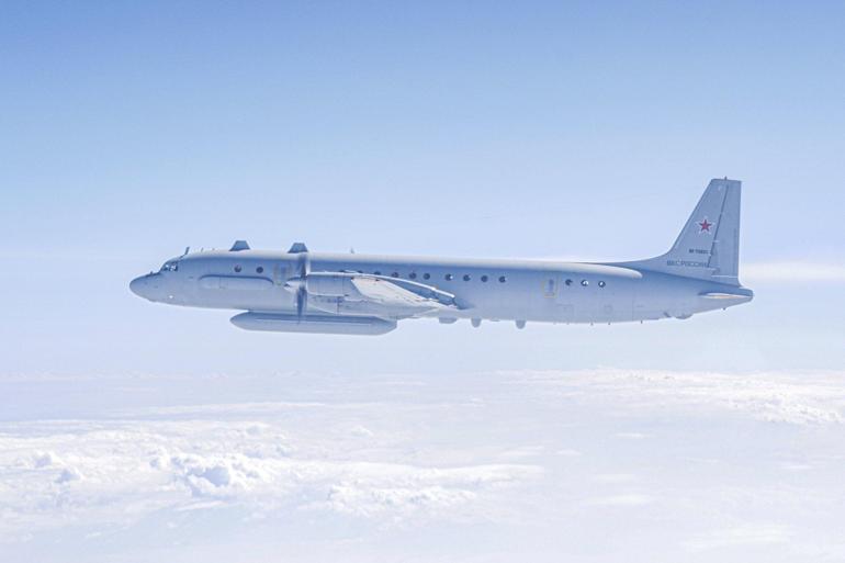 Alman ve İngiliz savaş uçakları, Rus uçaklarını engelledi