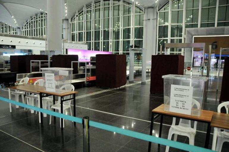 İstanbul Havalimanında son hazırlıklar tamamlandı, oy kullanma 08.00de başlıyor