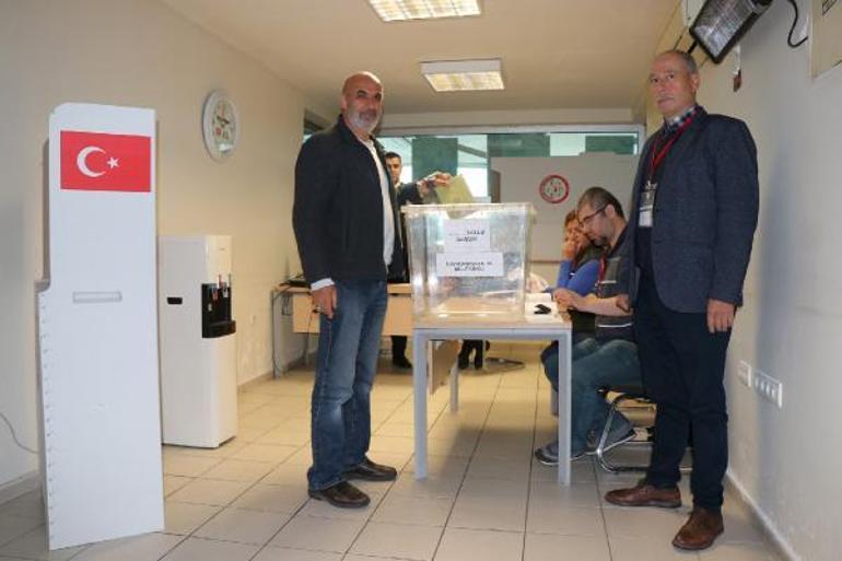 Kapıkulede oy kullanma işlemleri başladı