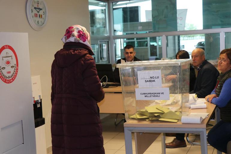 Kapıkulede oy kullanma işlemleri başladı