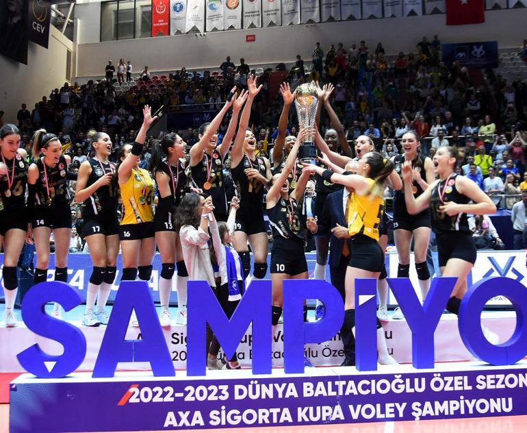 VakıfBank üst üste 3üncü kez şampiyon