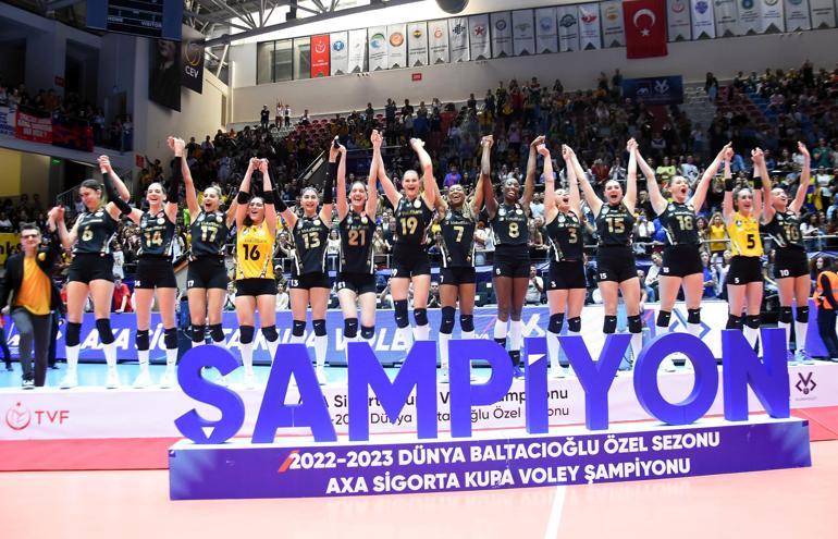 VakıfBank üst üste 3üncü kez şampiyon