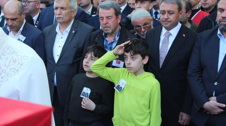 Şehit Öztürk, son yolculuğuna uğurlandı