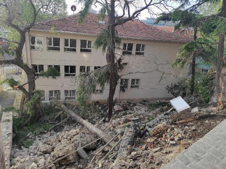 Beyoğlunda istinat duvarı okulun bahçesine çöktü, 3 bina boşaltılarak mühürlendi