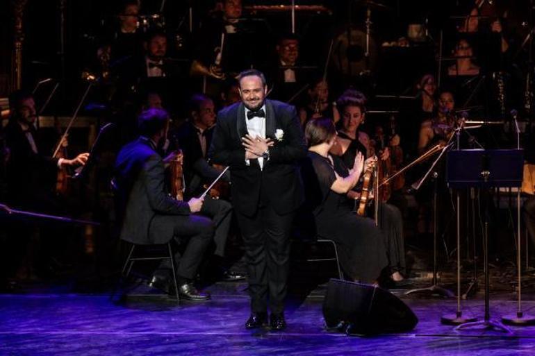 Tenor Murat Karahan, AKM sahnesinde konser verdi