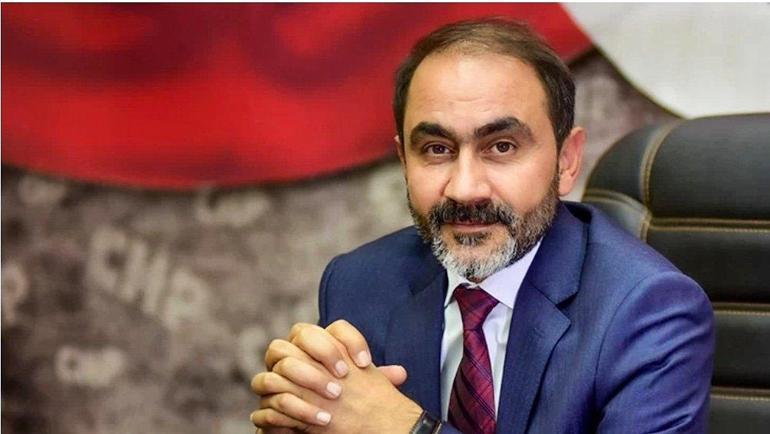 CHP İl Başkanının park halindeki aracının yanında havaya ateş açan 2 kişiye gözaltı