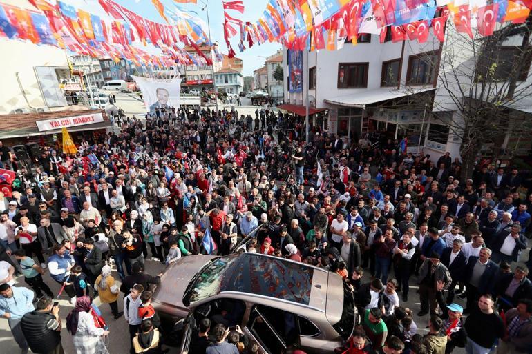 Bakan Varank: Siyasette şiddet olmaz ama siz de ikiyüzlülüğü bırakın