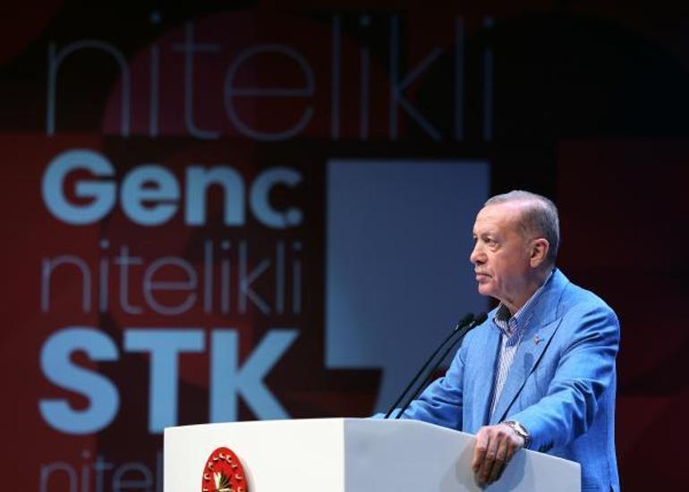 Cumhurbaşkanı Erdoğan, 3. Türkiye Gençlik Zirvesine katıldı