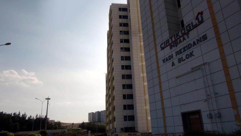 Kiliste, inşaat müteahhidi evinde bıçakla öldürülmüş olarak bulundu