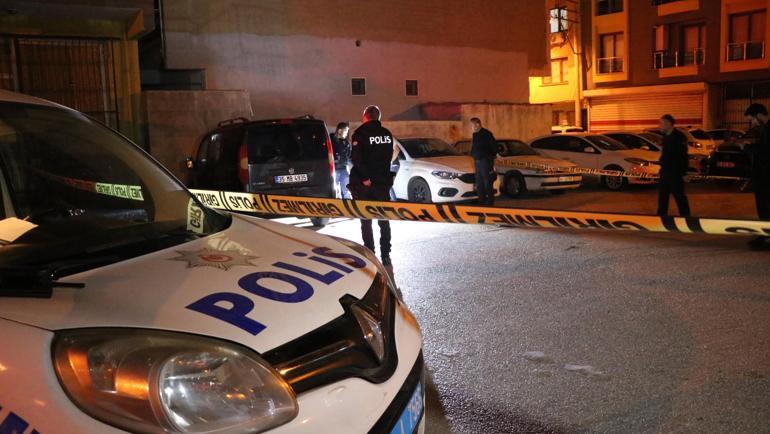 Sokakta uğradığı silahlı saldırıda öldü