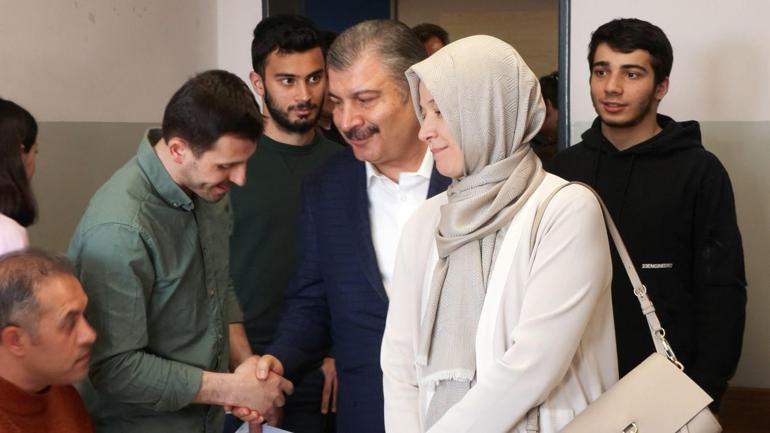 Sağlık Bakanı Fahrettin Koca oyunu Üsküdarda kullandı