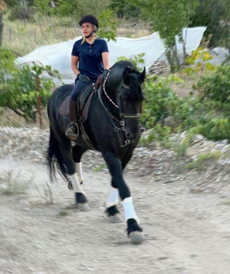 Isparta belediye başkanının attan düşen kızı beyin kanaması geçirdi