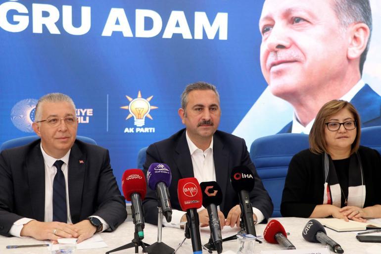 Abdülhamit Gül: Sözde demokrasi dersi verenlere Türkiye sandıkta cevap verdi