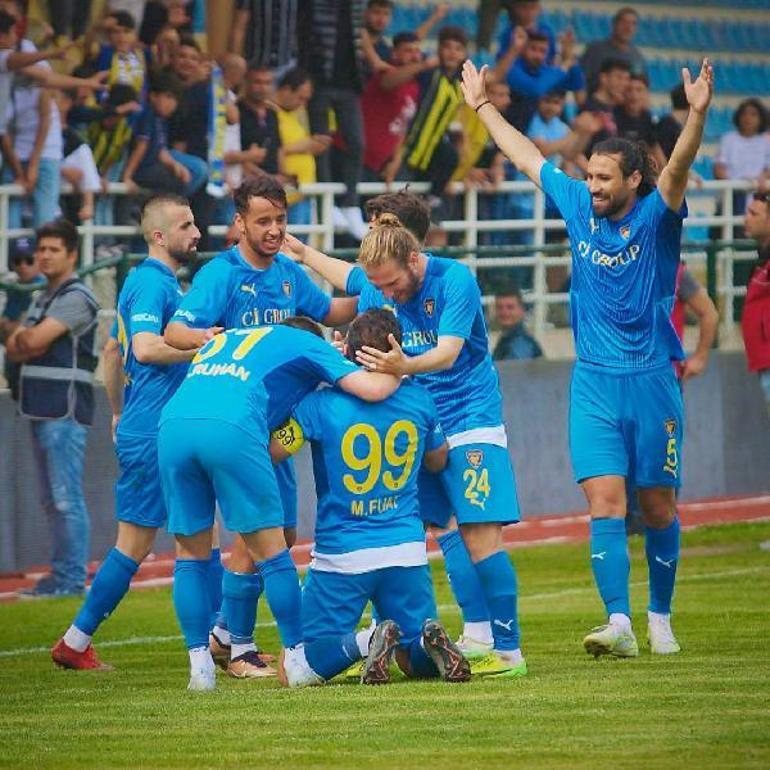 Bucaspor 1928de final sevinci