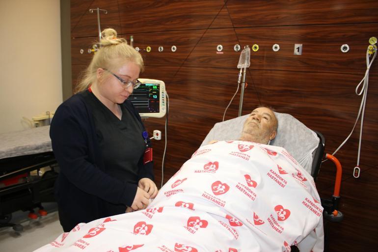 Otobüs şoförü, kalp krizi geçiren yolcuyu hastaneye yetiştirdi