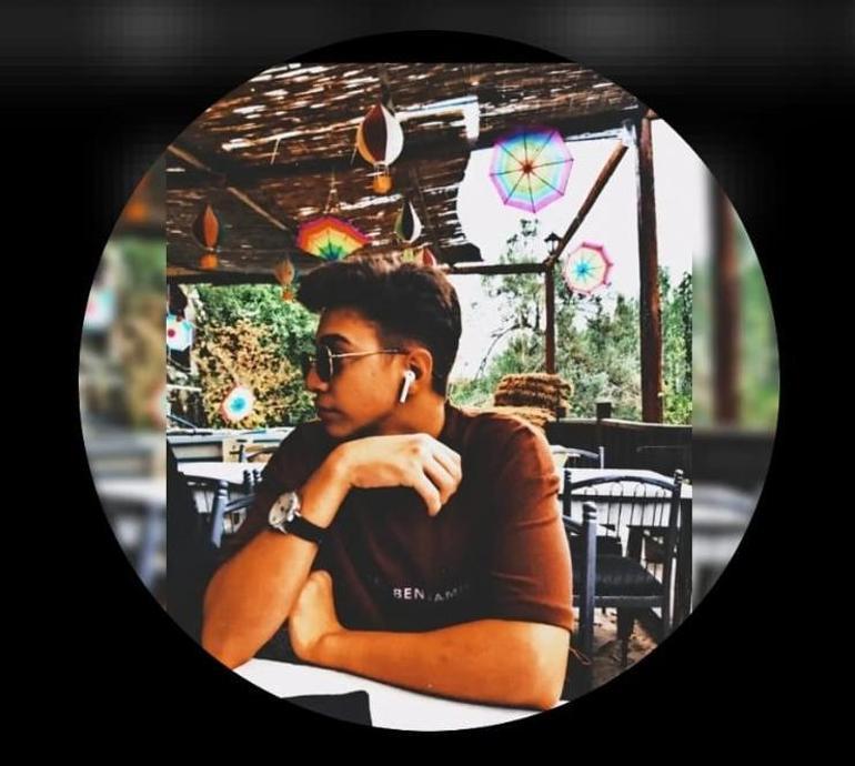 Konyada midibüs ile çarpışan motosikletteki 2 liseli öldü