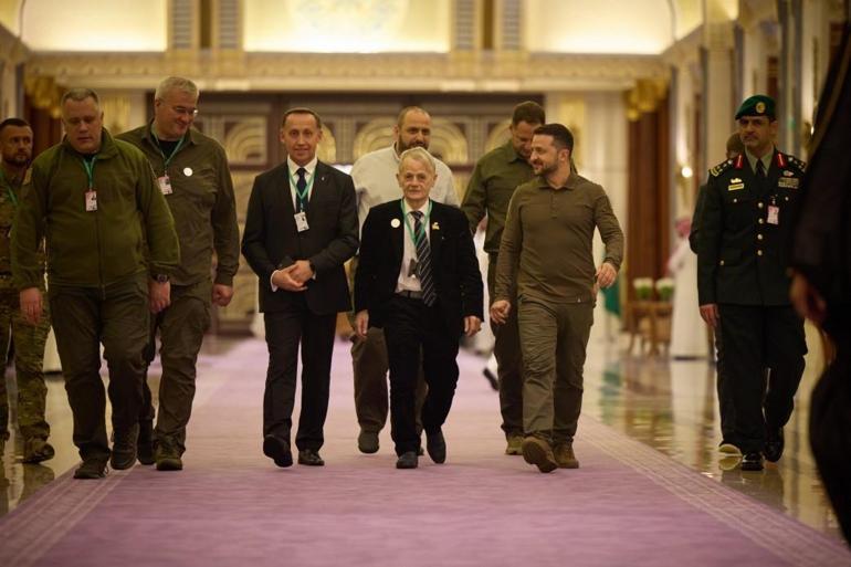 Arap Ligi Zirvesi: Esad ve Zelenski şahsen katıldı, Putin mesaj gönderdi