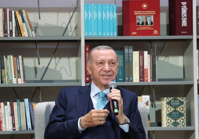 Cumhurbaşkanı Erdoğan, Rami Kütüphanesinde gençlerle buluştu