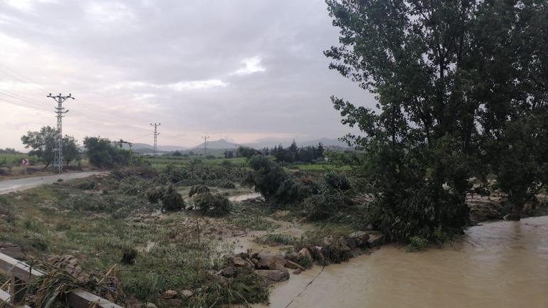 Mersin’de yağmur etkili oldu