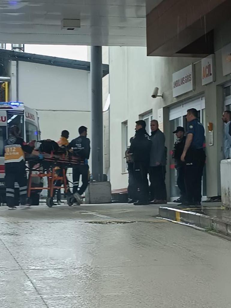 Öğrenci servisi ile otomobil çarpıştı: 1 ölü, 11 yaralı