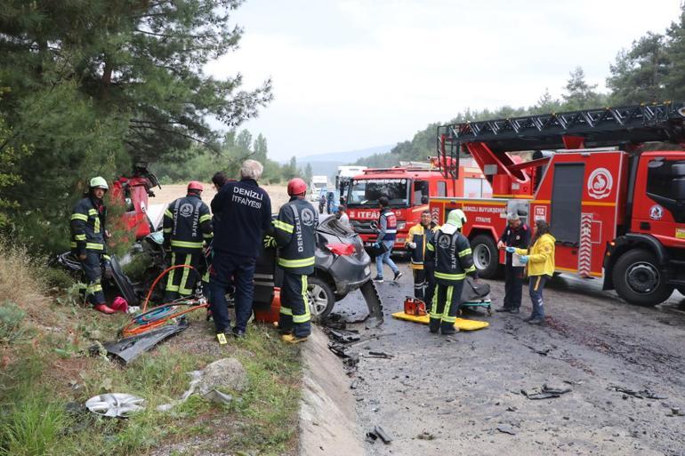 TIR karşı şeride geçip otomobili biçti: Anne-baba ile 2 çocuğu öldü