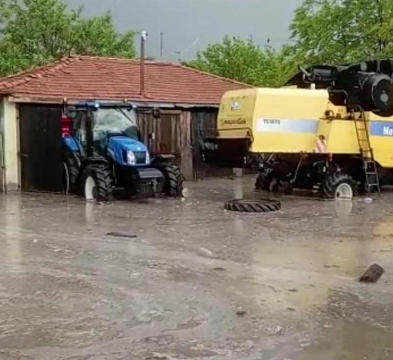 Çorum’da sağanak etkili oldu, tarım alanları zarar gördü