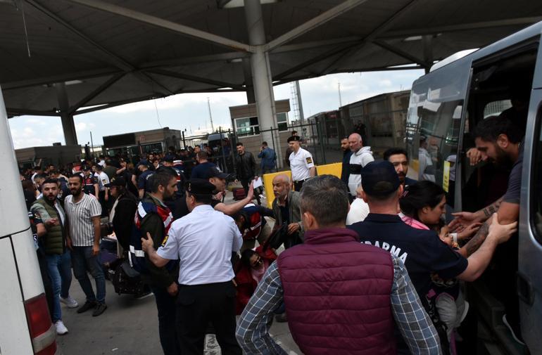 Edirne Valiliği: Kapıkule Gümrük Kapısını mülteciler işgal etti iddiası gerçek dışıdır