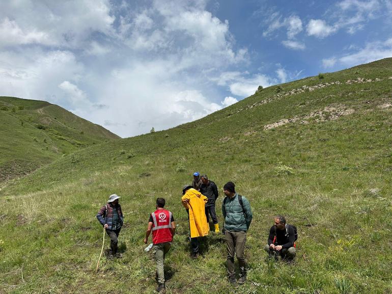 Mantar toplarken kaybolan 2 kişi, 13 saat sonra bulundu