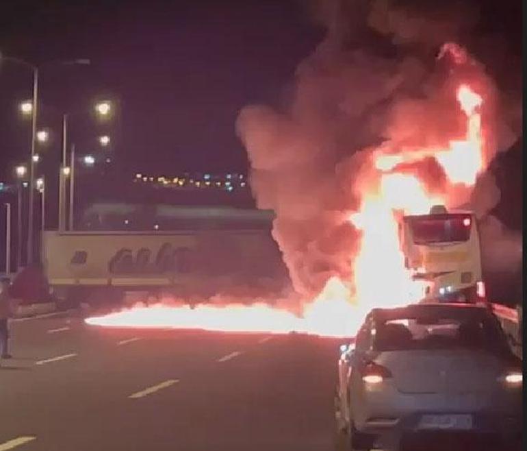 Ankarada TIRın çarptığı yolcu otobüsünün alev alev yanması kamerada: 5 yaralı