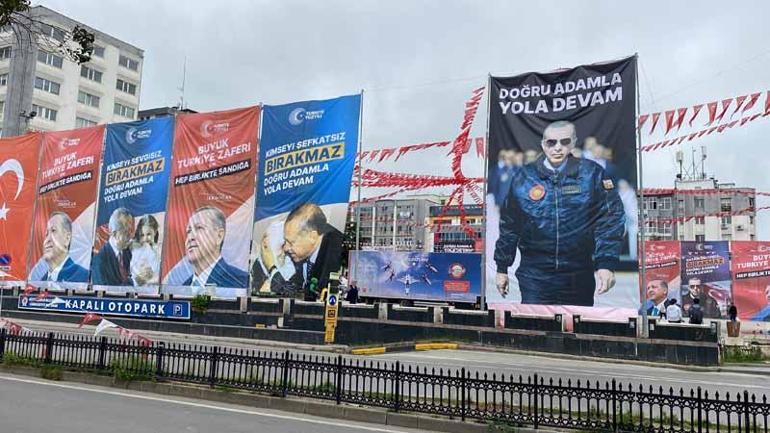 Üzerinde Cumhurbaşkanı Erdoğan’ın olduğu afişleri yakan şüpheli gözaltına alındı