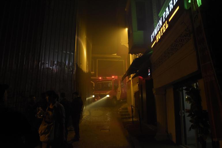 Beyoğlu’nda tadilattaki gece kulübü yandı