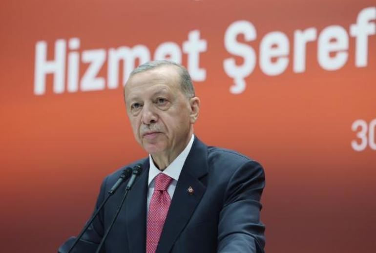 Cumhurbaşkanı Erdoğan: Eski Türkiye ittifakı, milletten 2nci kez kırmızı kart yemiştir