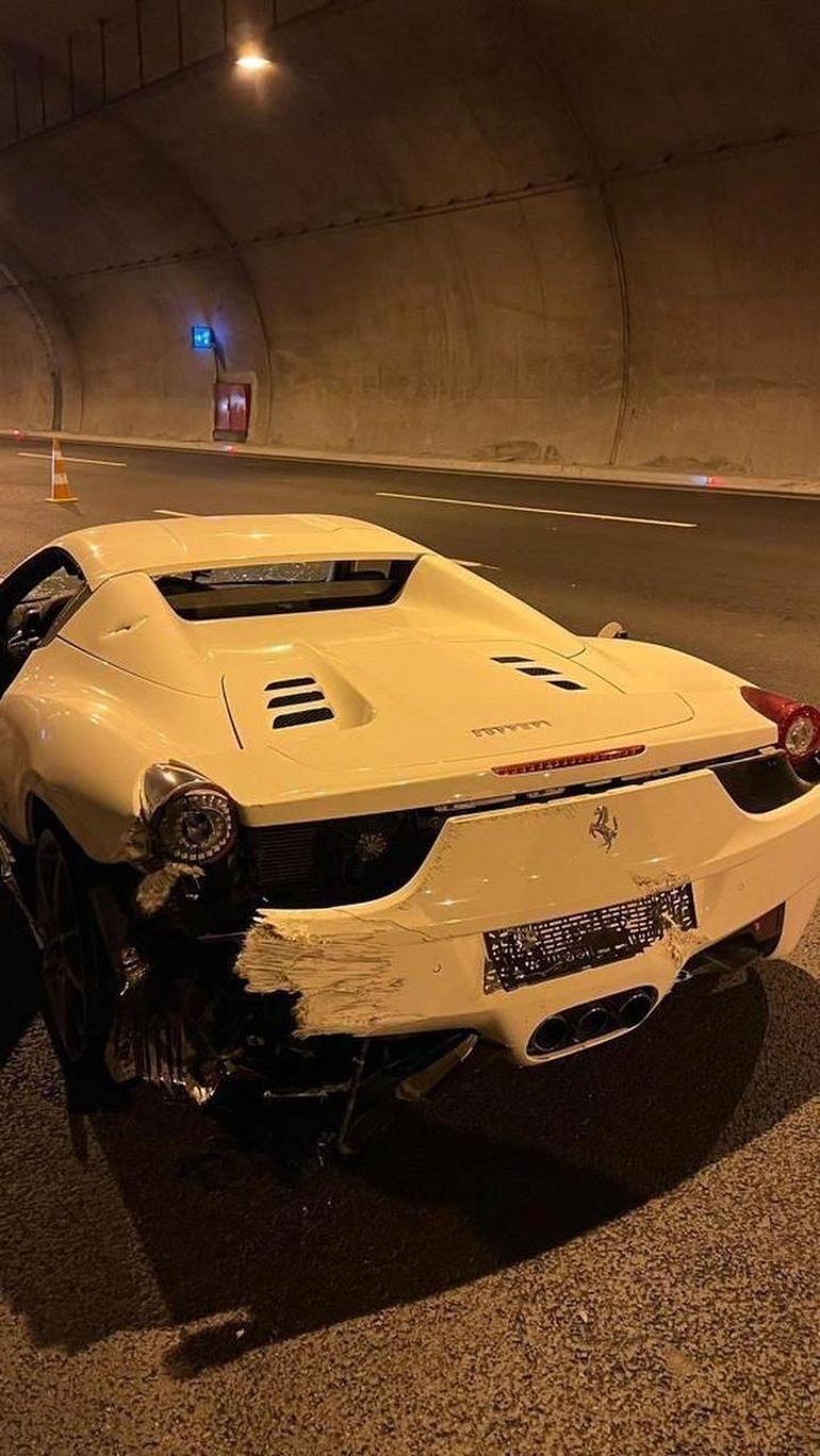 Ünal Turan ve şarkıcı Ceylan Koynat tünelde hız denemesi yaparken kaza yaptı