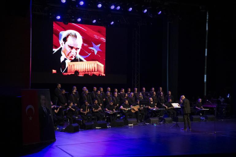 Medeniyetler Korosu, depremzedeler için konser verdi